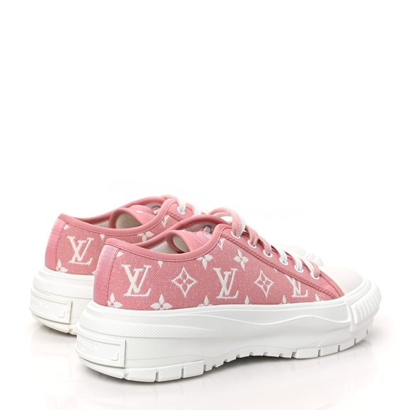 LOUIS VUITTON 
Denim Monogram Squad Sneakers Pink - Picture 11 of 14